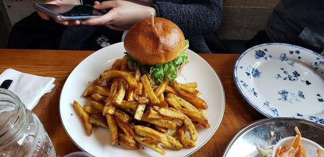 Northwinds Brewpub & Craft Beer Store